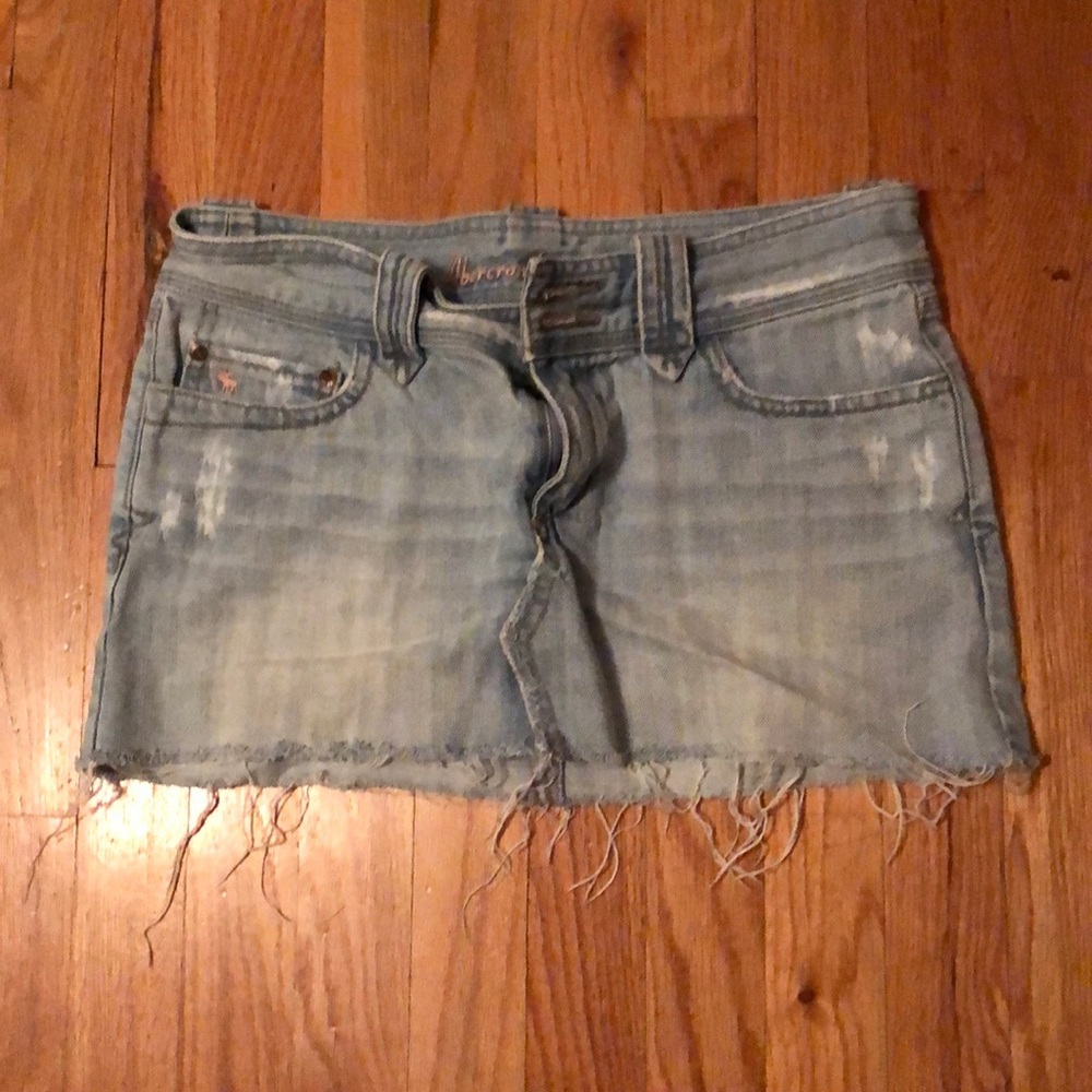 Abercrombie and Fitch mini skirt. Sequined on back